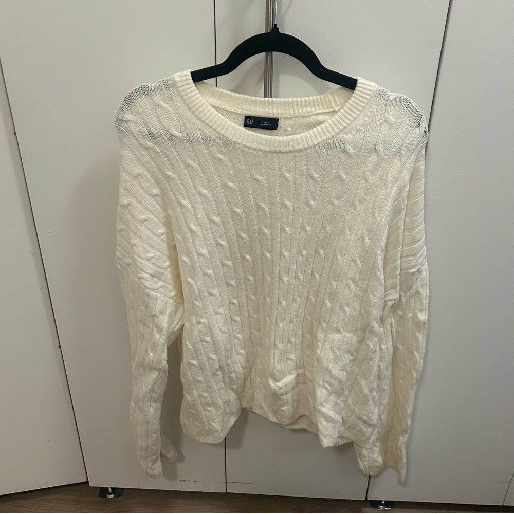 GAP Cream Cable Knit Sweater